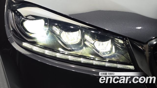 Kia Sorento 2018 — photo 8