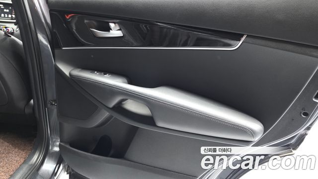 Kia Sorento 2018 — photo 15