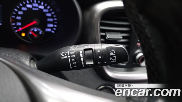 Kia Sorento 2018 — photo 28