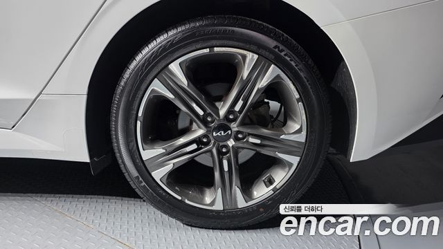 Kia K5 2022 — photo 7