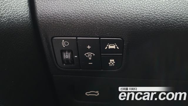 Kia K5 2022 — photo 27