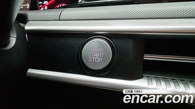 Kia K5 2022 — photo 28