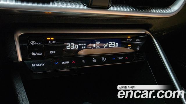 Kia K5 2022 — photo 31