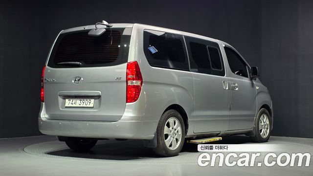 Hyundai Starex 2020 — photo 2