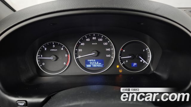 Hyundai Starex 2020 — photo 11