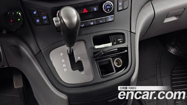Hyundai Starex 2020 — photo 12