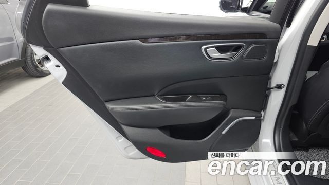 Renault Korea SM6 2019 — photo 15