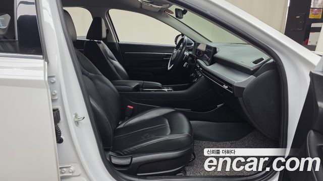 Hyundai Sonata 2025 — photo 11