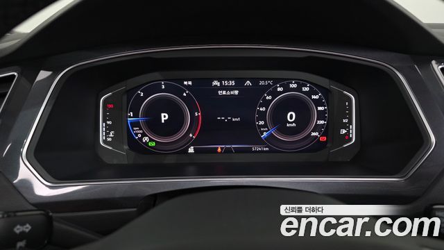 Volkswagen Tiguan 2022 — photo 11