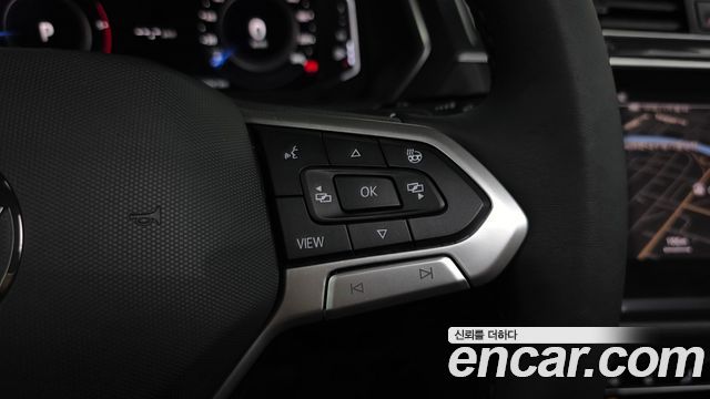 Volkswagen Tiguan 2022 — photo 29
