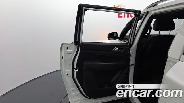 KG Mobility Rexton 2019 — photo 15