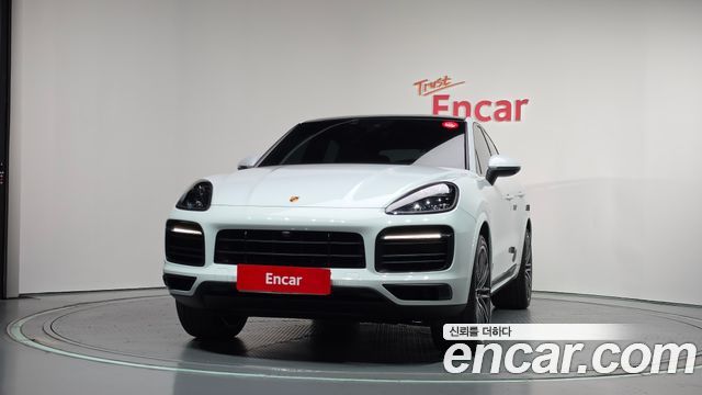 Porsche Cayenne 2020 — photo 3
