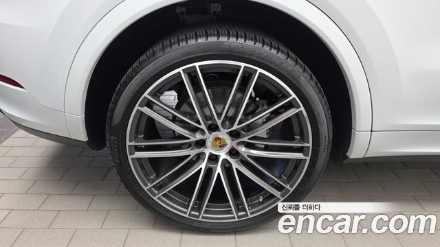 Porsche Cayenne 2020 — photo 5