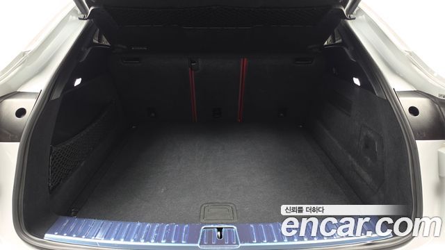 Porsche Cayenne 2020 — photo 26