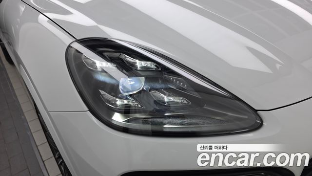 Porsche Cayenne 2020 — photo 8