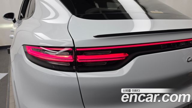 Porsche Cayenne 2020 — photo 9