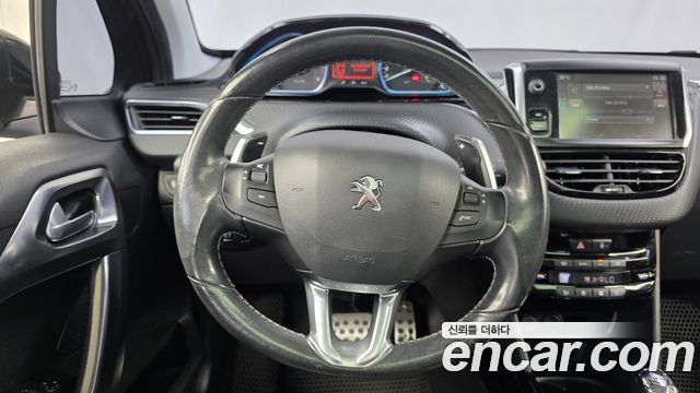Peugeot 2008 2017 — photo 13