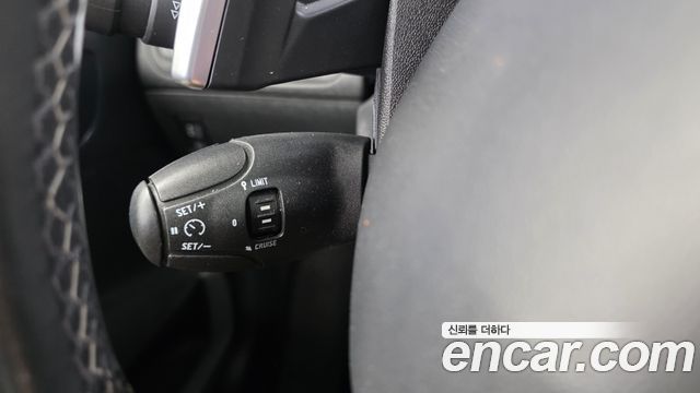 Peugeot 2008 2017 — photo 19