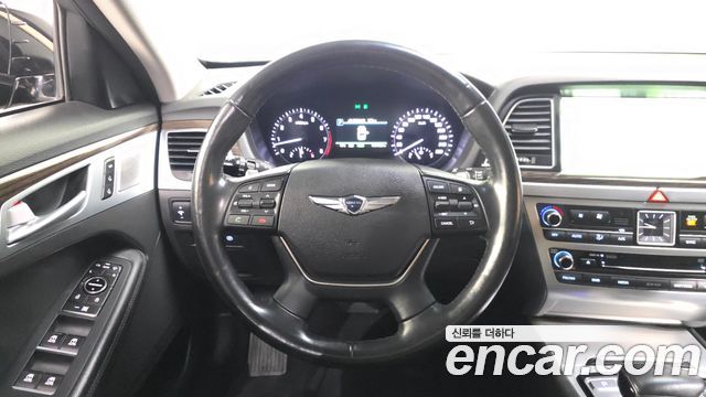 Genesis G80 2017 — photo 11