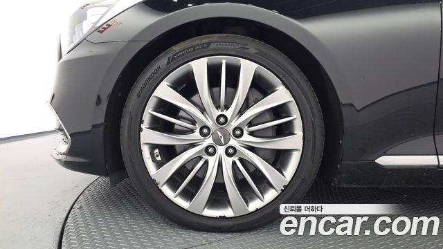 Genesis G80 2017 — photo 20