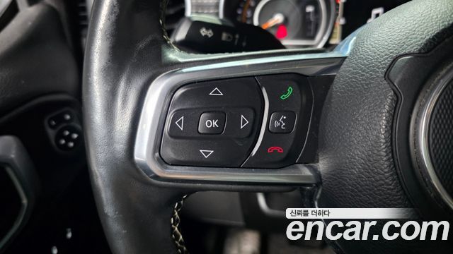 Jeep Wrangler 2019 — photo 31