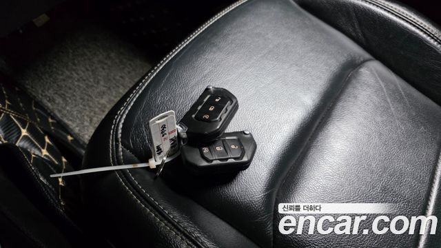 Jeep Wrangler 2019 — photo 35