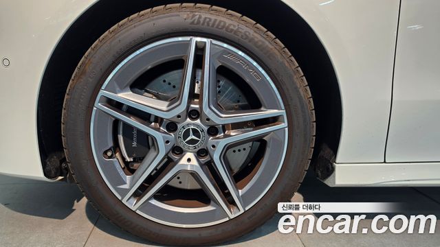Mercedes-Benz CLA-Class 2026 — photo 5