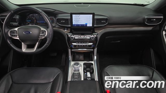 Ford Explorer 2022 — photo 7