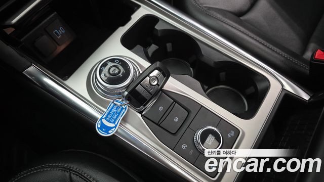 Ford Explorer 2022 — photo 9