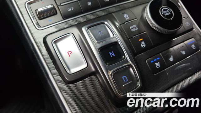 Hyundai Santafe 2021 — photo 12