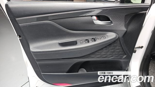Hyundai Santafe 2021 — photo 14