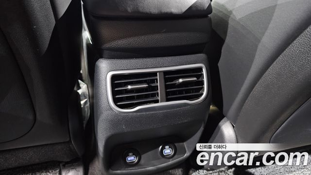 Hyundai Santafe 2021 — photo 35