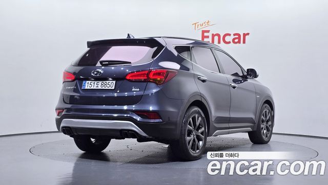 Hyundai Santafe 2018 — photo 2