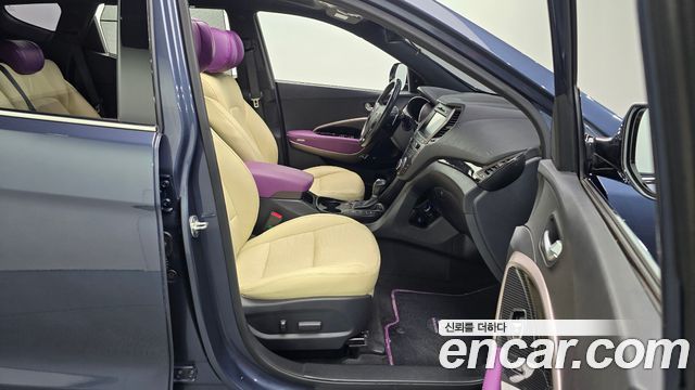 Hyundai Santafe 2018 — photo 17