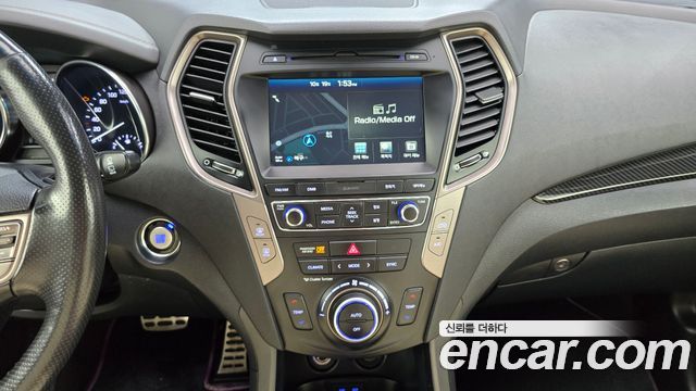 Hyundai Santafe 2018 — photo 20