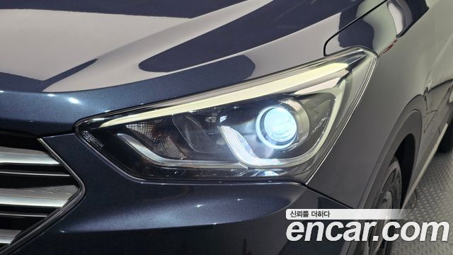 Hyundai Santafe 2018 — photo 8