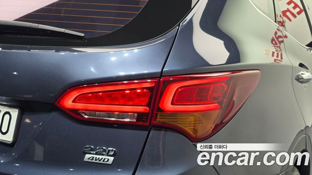 Hyundai Santafe 2018 — photo 9