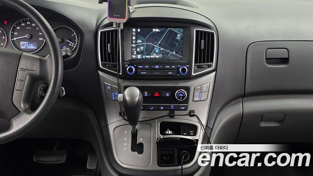 Hyundai Starex 2018 — photo 20