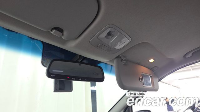 Hyundai Starex 2018 — photo 24