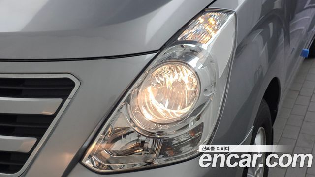 Hyundai Starex 2018 — photo 8