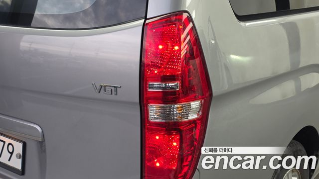 Hyundai Starex 2018 — photo 9