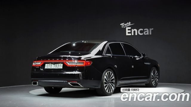 Lincoln Continental 2017 — photo 3