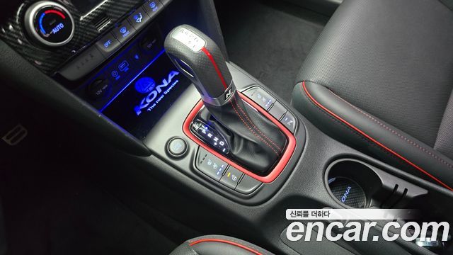 Hyundai Kona 2018 — photo 12