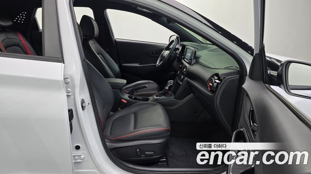 Hyundai Kona 2018 — photo 17