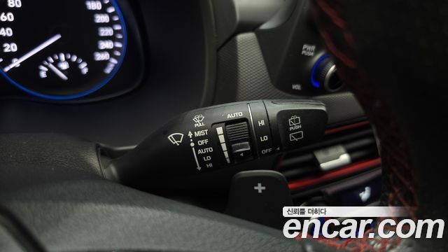 Hyundai Kona 2018 — photo 28