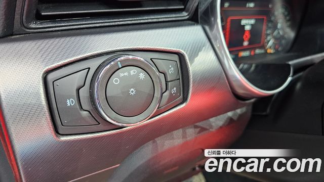 Ford Mustang 2021 — photo 18