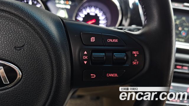 Kia Canival 2016 — photo 35
