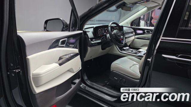 Kia Canival 2022 — photo 10