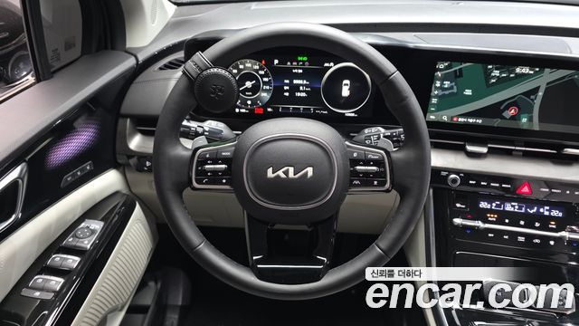 Kia Canival 2022 — photo 13