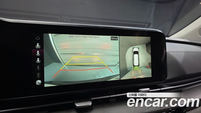 Kia Canival 2022 — photo 16
